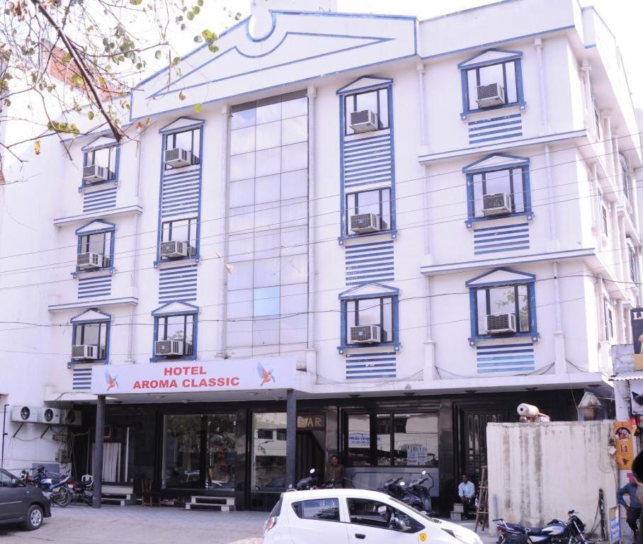 Hotel Aroma Classic Jaipur Buitenkant foto